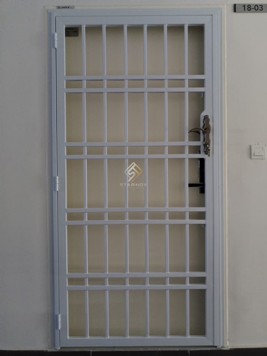 Iron Door by Starnox - example 3