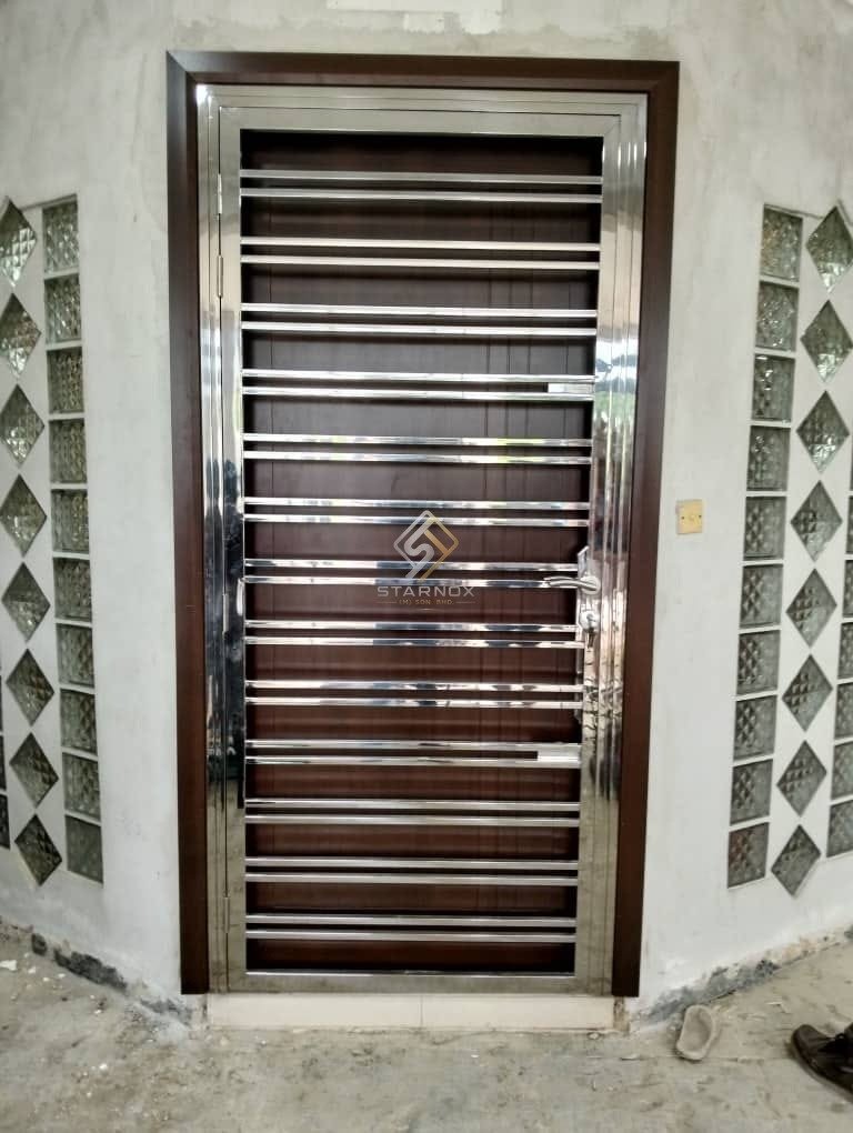 Stainless Steel Door by Starnox - example 3