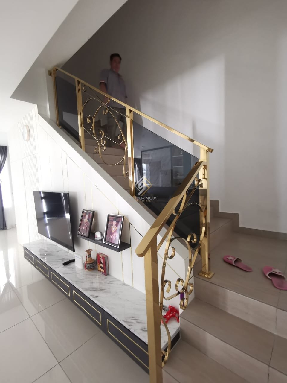 Stainless Steel Handrail by Starnox - example 10