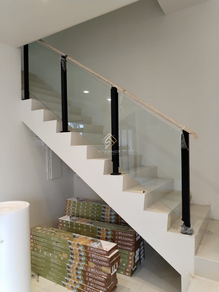 Stainless Steel Handrail by Starnox - example 2