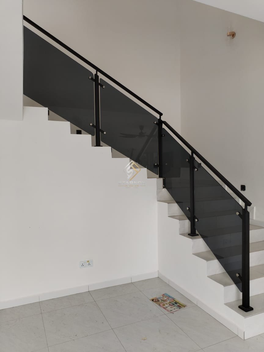 Stainless Steel Handrail by Starnox - example 3